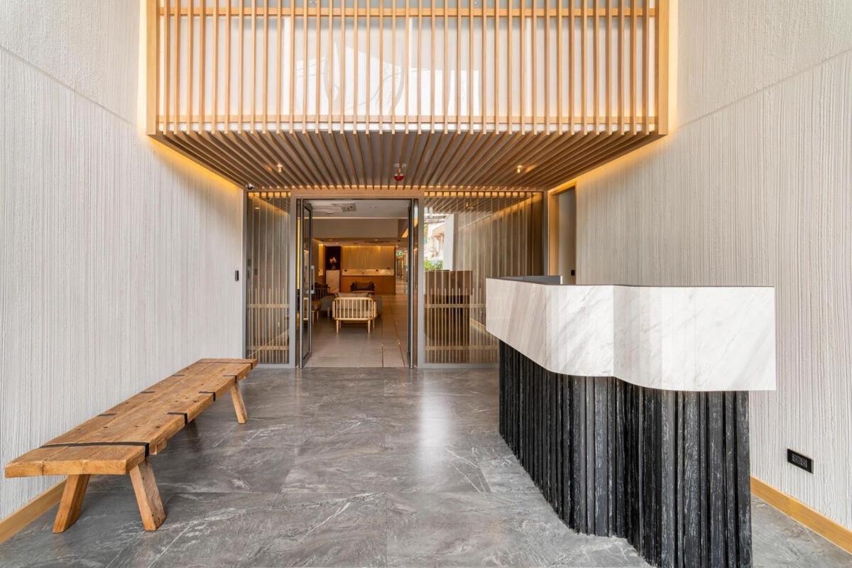Tierra Residences Bangkok Esterno foto