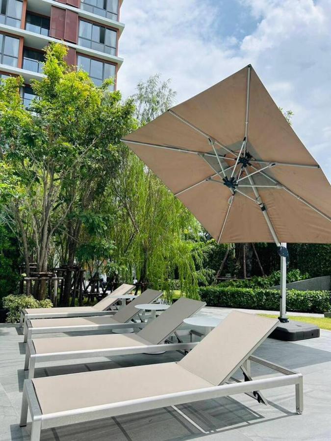 Tierra Residences Bangkok Esterno foto